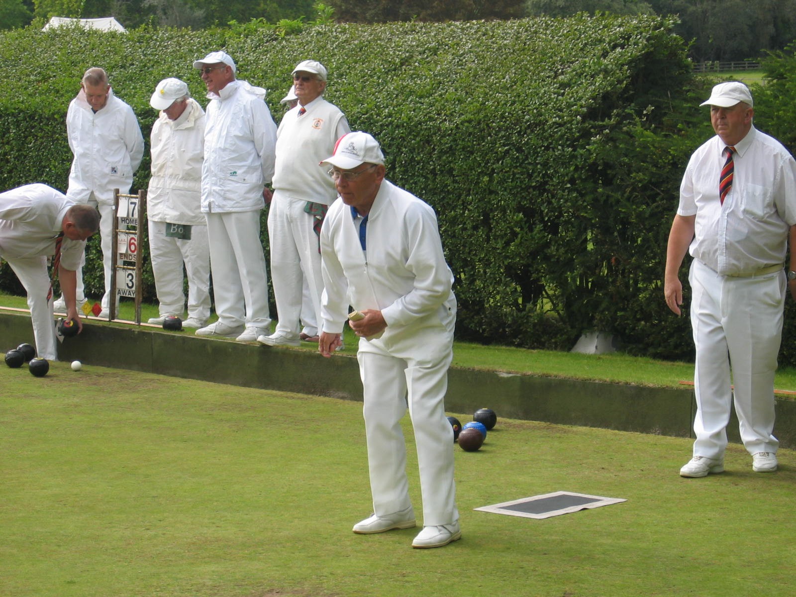 bowlers